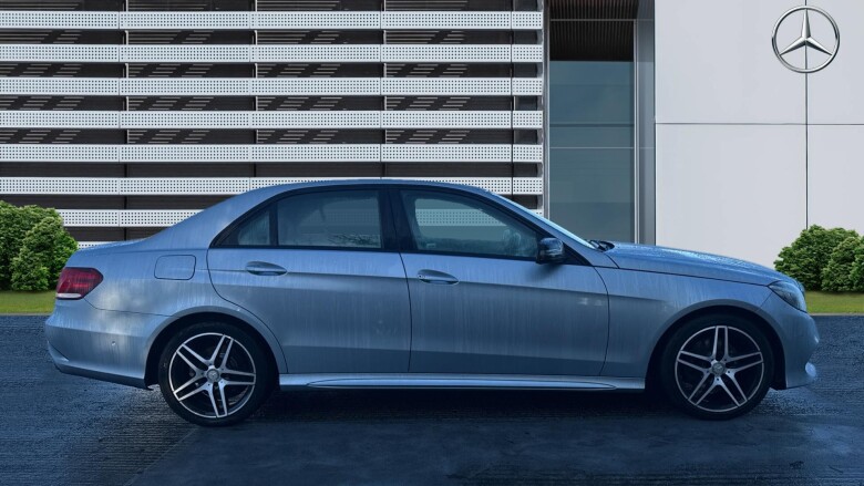 Mercedes-Benz E-Class E220 BlueTEC AMG Night Ed Premium 4dr 7G-Tronic Diesel Saloon